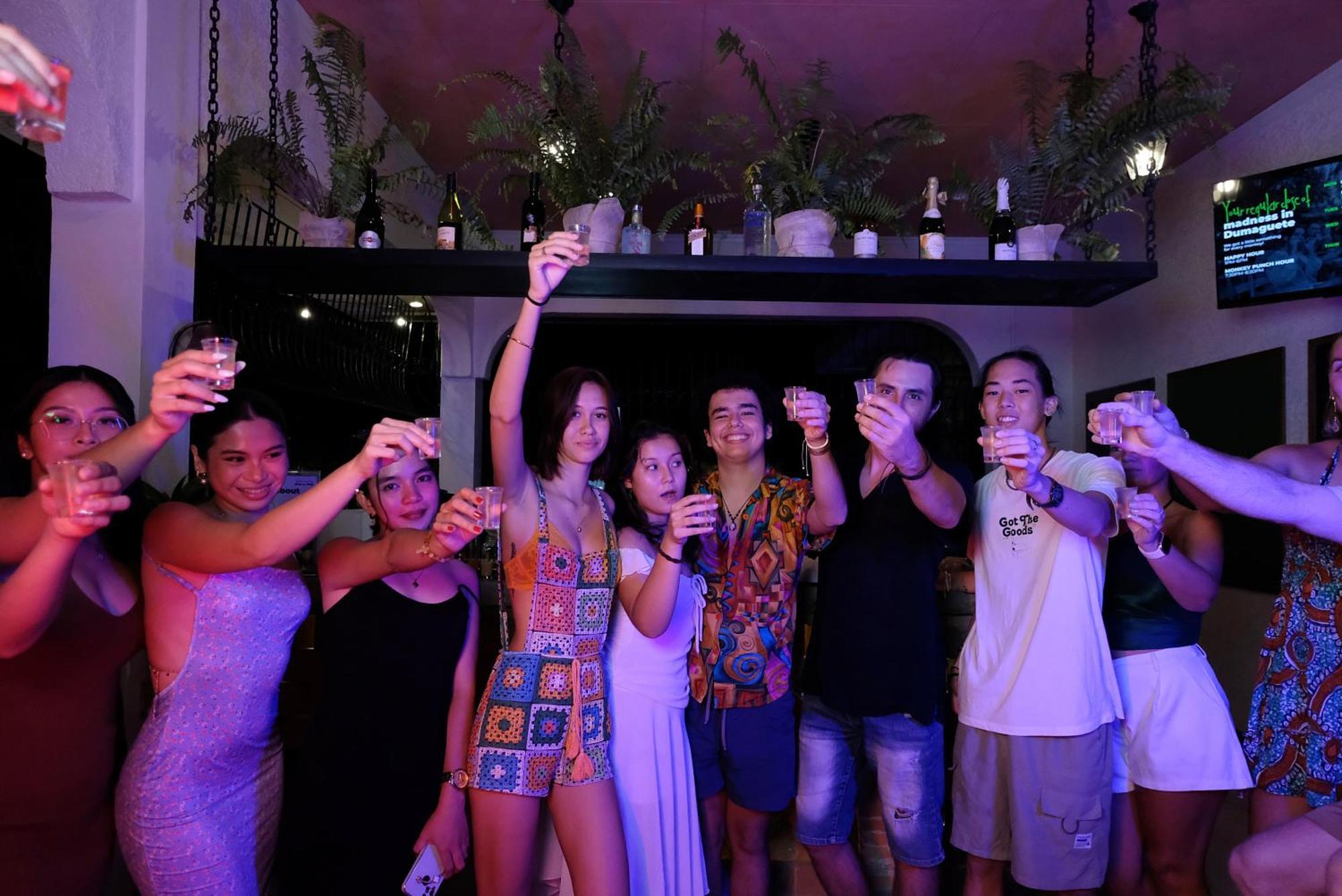 Mad Monkey Dumaguete Pansiyon Dumaguete City Dış mekan fotoğraf