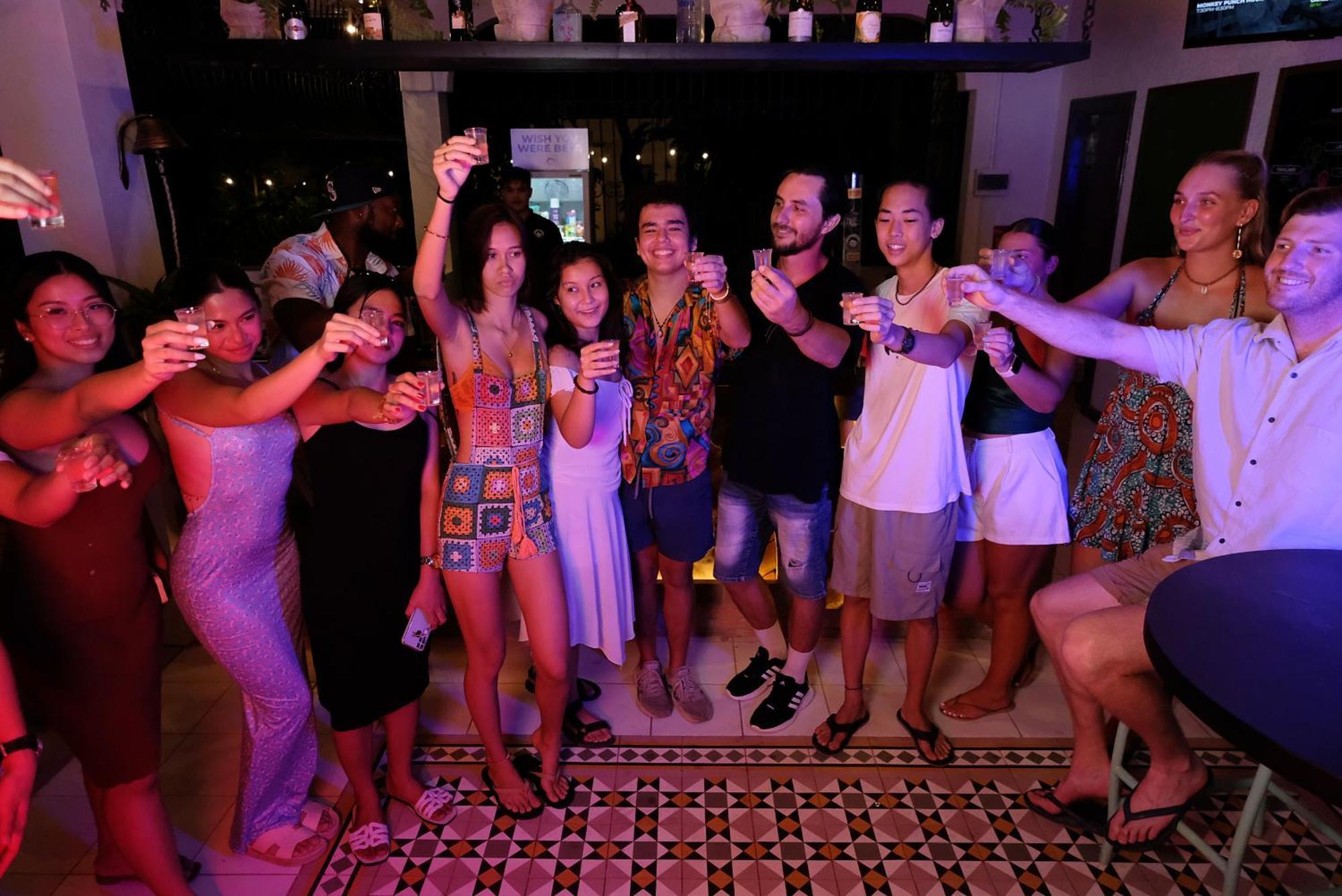 Mad Monkey Dumaguete Pansiyon Dumaguete City Dış mekan fotoğraf