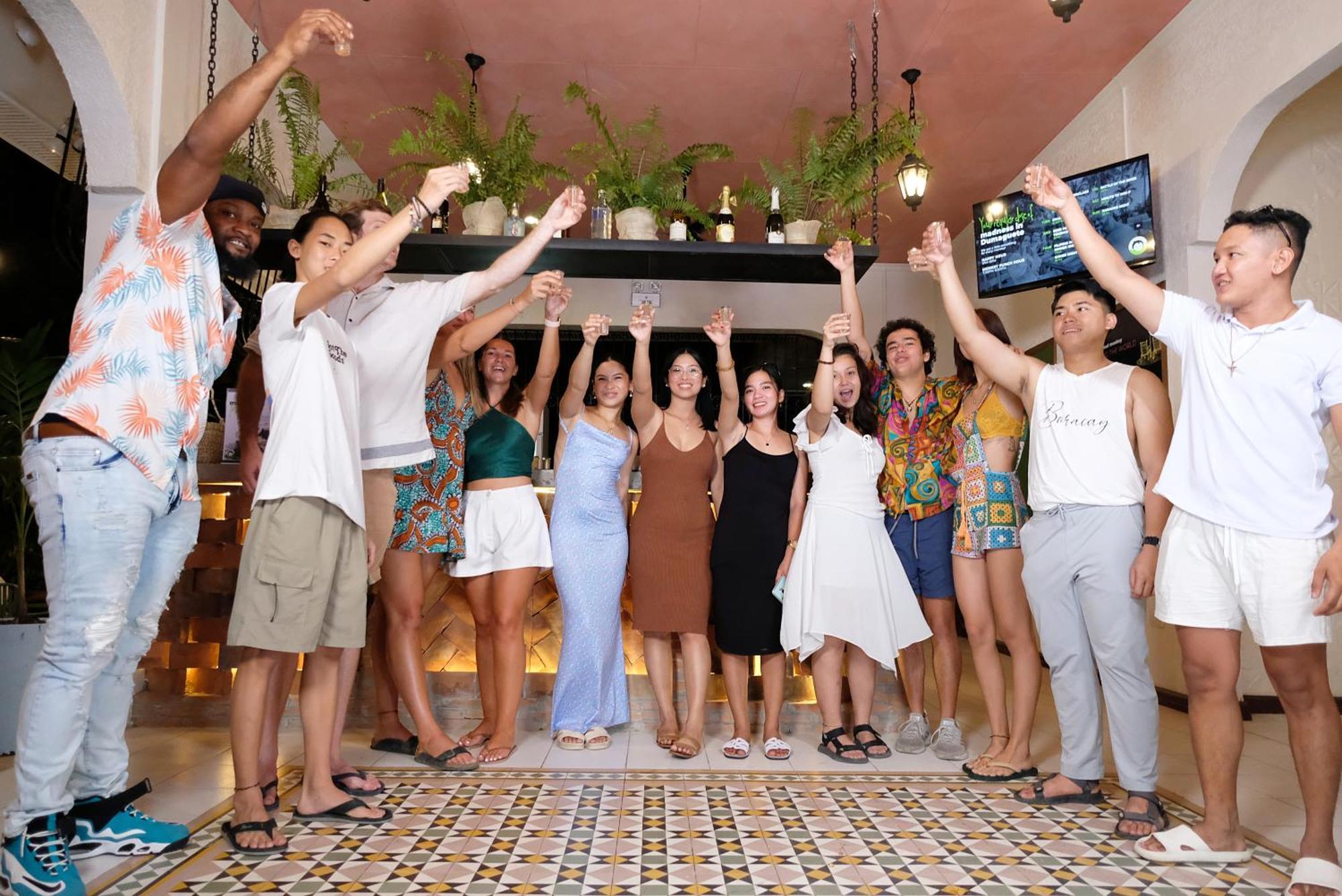 Mad Monkey Dumaguete Pansiyon Dumaguete City Dış mekan fotoğraf
