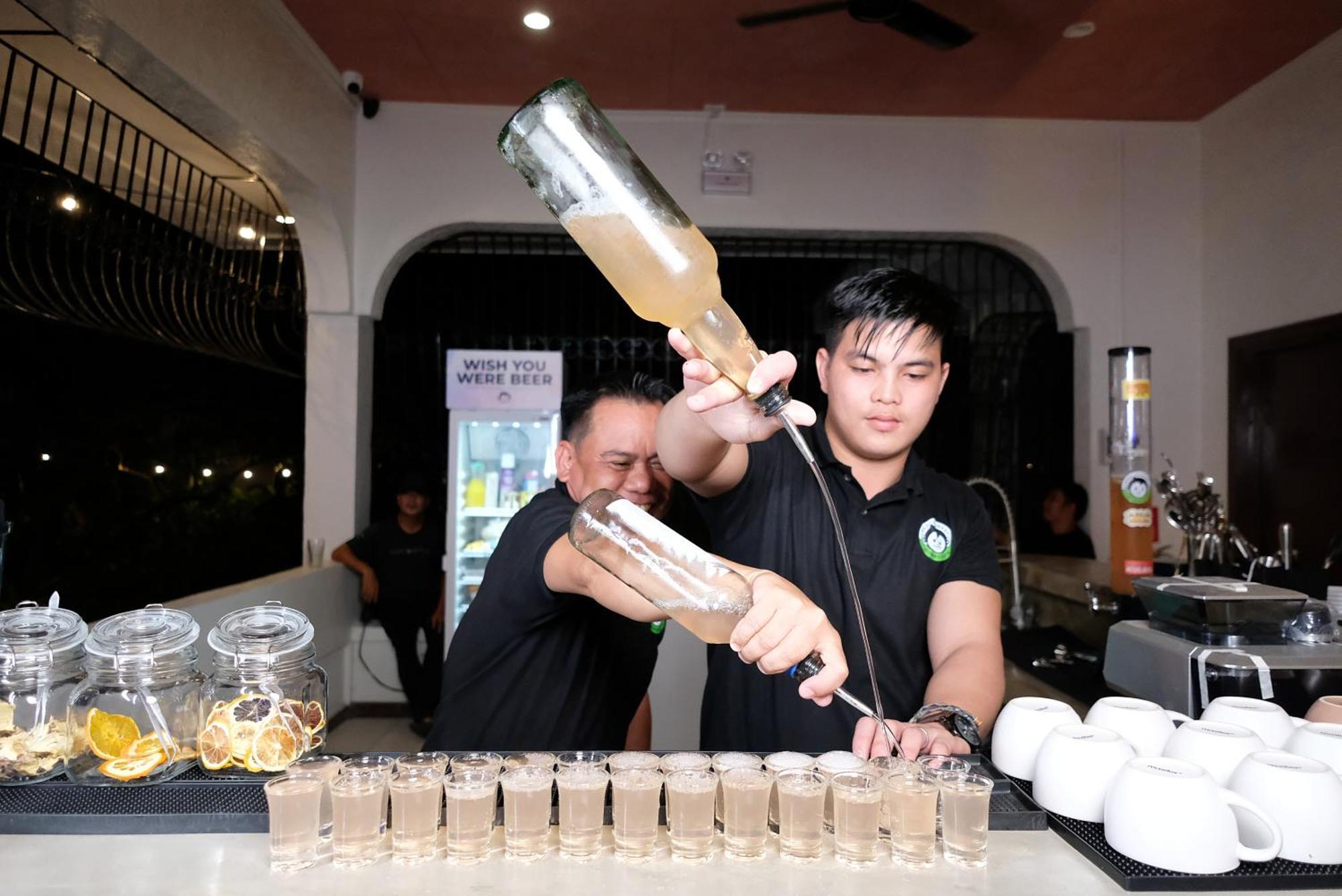 Mad Monkey Dumaguete Pansiyon Dumaguete City Dış mekan fotoğraf